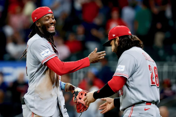 De La Cruz hits 30th homer as Reds defeat Braves